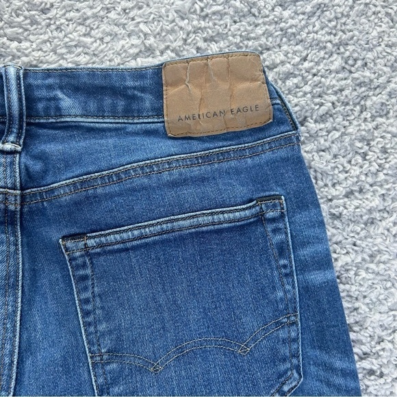 American Eagle Jeans Mens 30 x 34 Airflex Original Straight Regular Wash Classic - Picture 5 of 6